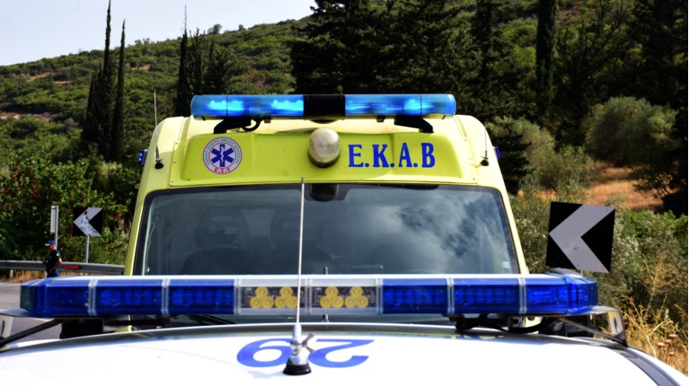 50χρονος βρέθηκε νεκρός στο σπίτι του στη Φήκη 